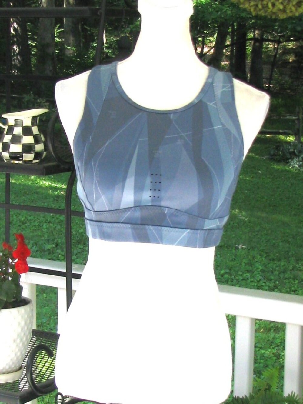 Sweaty Betty London Love the Ocean Sports workout bra Medium luxury style